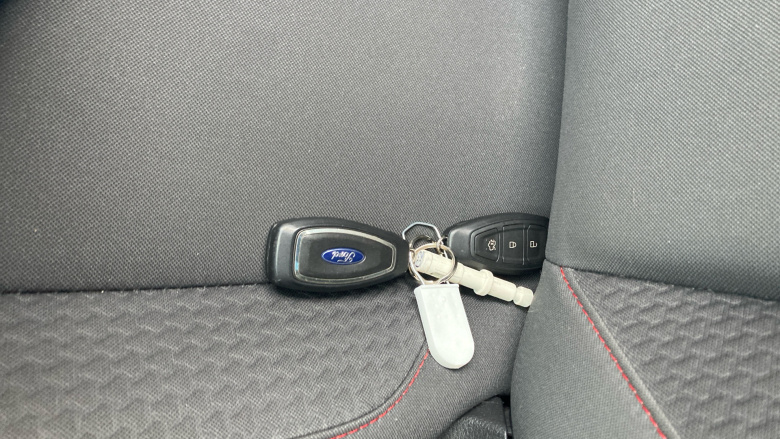 Ford Focus 1.0 EcoBoost 140 ST-Line Navigation 5dr Petrol Hatchback